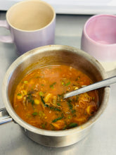 Load image into Gallery viewer, Tomato, Beef &amp; Greens soup
